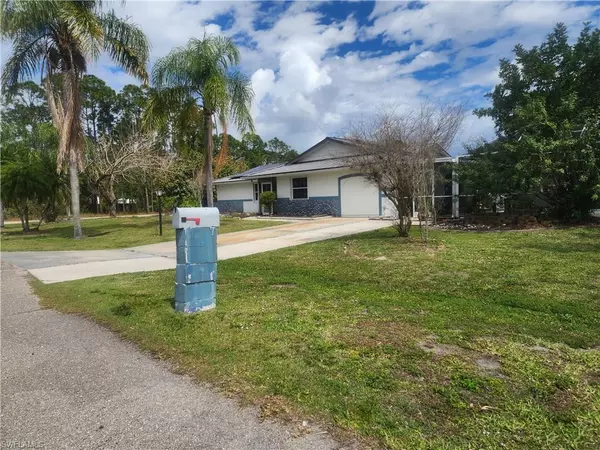 522 Michael AVE, Lehigh Acres, FL 33936