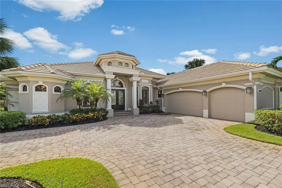 16540 Cellini LN, Naples, FL 34110