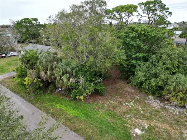 Bonita Springs, FL 34134,4418 Mariner RD