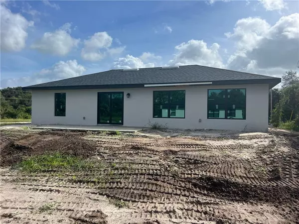 Lehigh Acres, FL 33974,332 Peerless ST