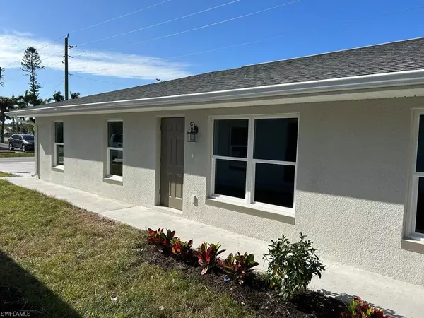 2399-2401 Maple AVE, Fort Myers, FL 33901