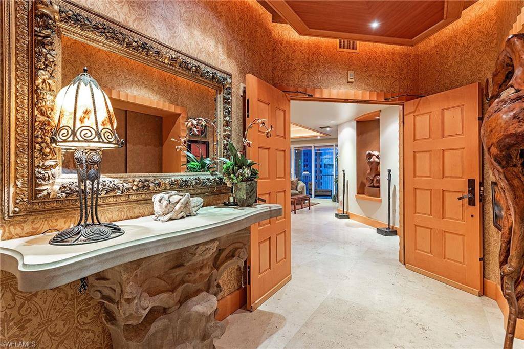 Naples, FL 34103,4201 Gulf Shore BLVD N #1901