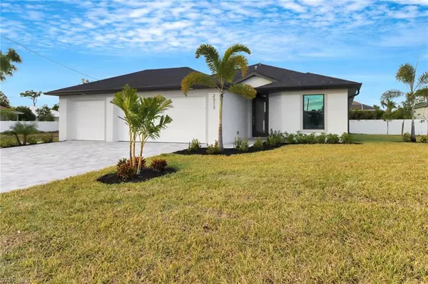 2313 NE 34th TER, Cape Coral, FL 33909