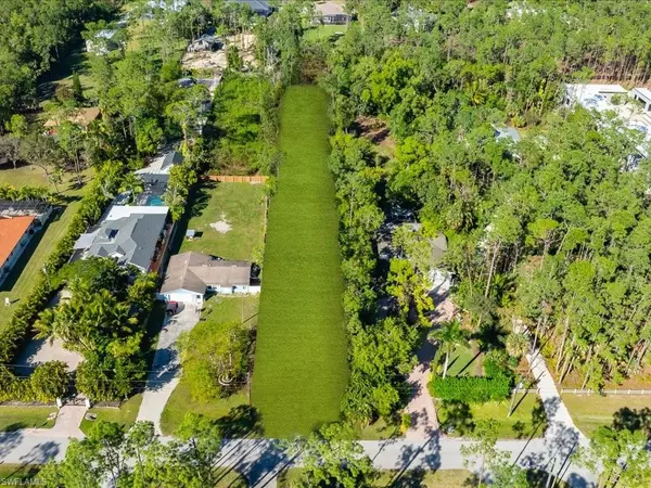 Naples, FL 34119,6147 ENGLISH OAKS LN