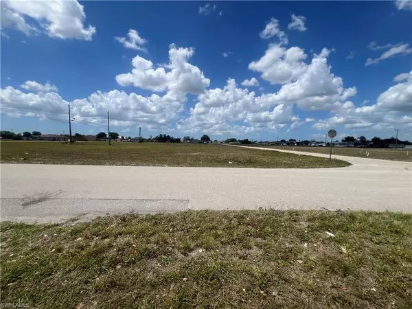 Cape Coral, FL 33909,918 NE 8th TER