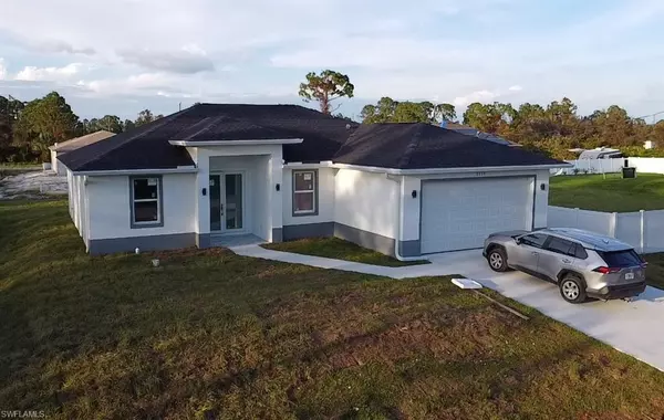 3817 21st ST W, Lehigh Acres, FL 33971