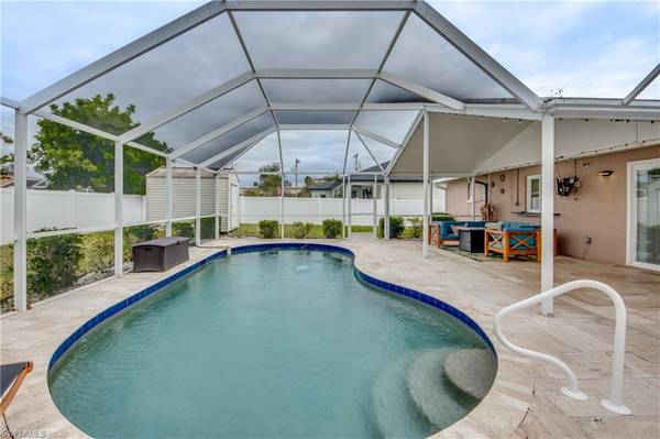 Cape Coral, FL 33990,1453 SE 15th ST