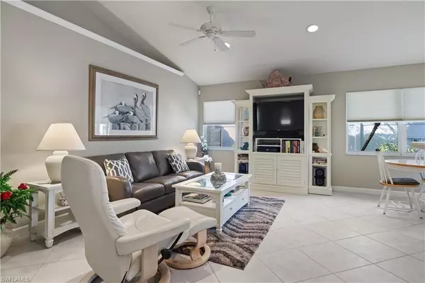 Naples, FL 34110,1249 Silverstrand DR