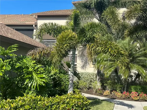 Naples, FL 34112,8590 Cedar Hammock CIR #623