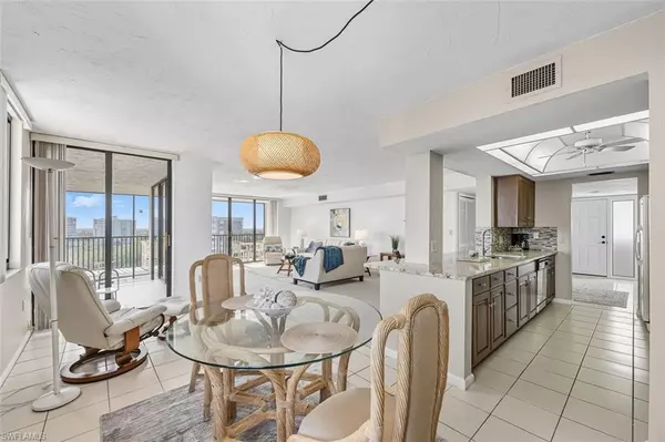 Naples, FL 34108,11 Bluebill AVE #1006