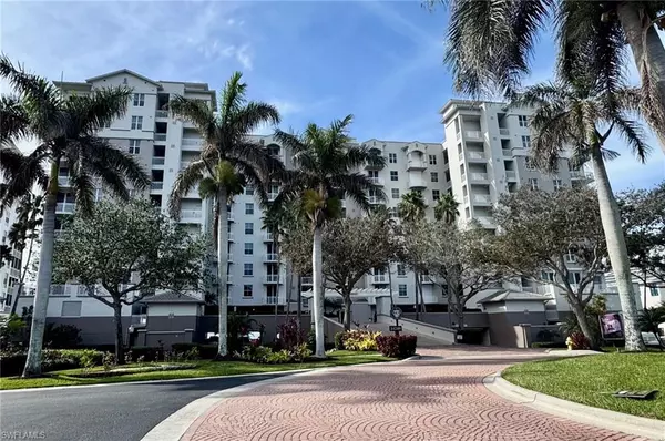 14200 Royal Harbour CT #401, Fort Myers, FL 33908