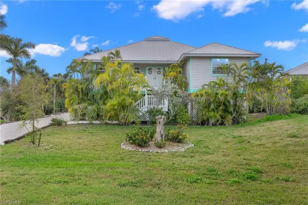 Sanibel, FL 33957,3343 Saint Kilda RD