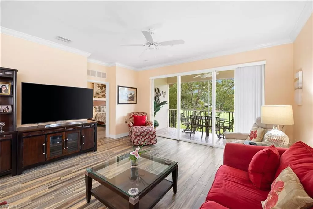 Naples, FL 34114,3984 Bishopwood CT E #5-206