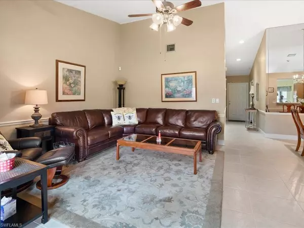 Naples, FL 34109,10737 Henry CT #602