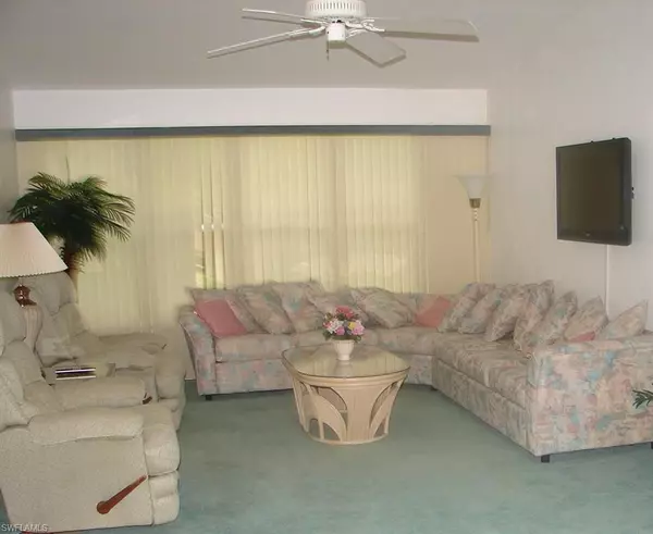 Naples, FL 34112,4210 Looking Glass LN #4210