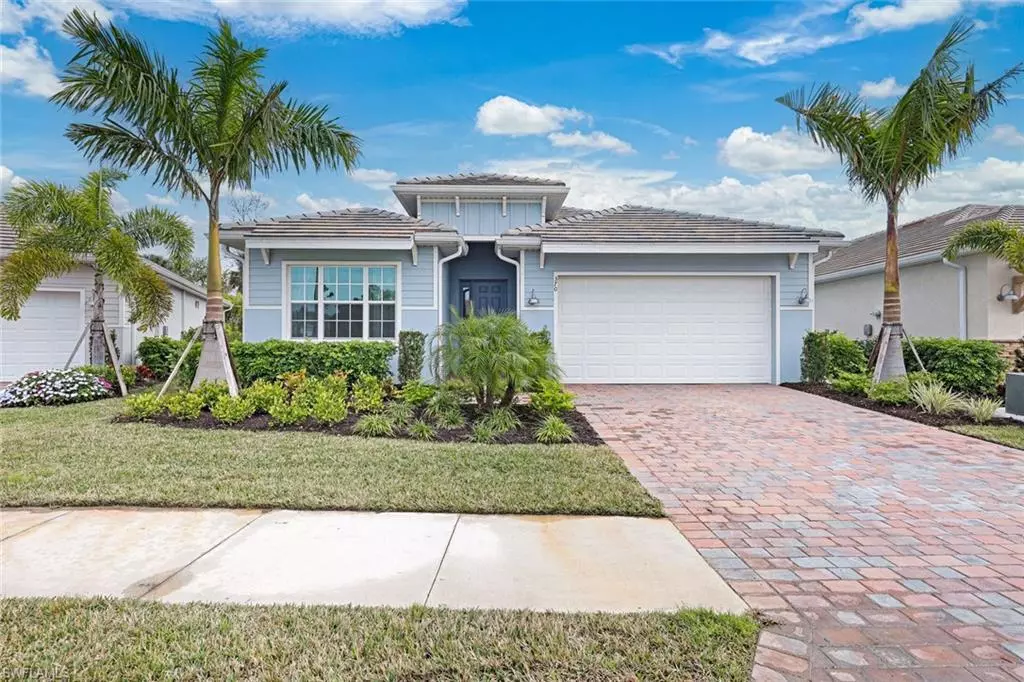 Naples, FL 34114,370 Deauville LOOP