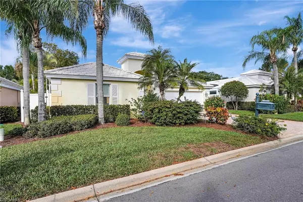 Naples, FL 34110,1371 Old Oak LN