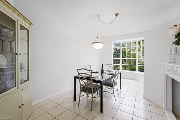 Naples, FL 34119,96 Silver Oaks CIR #1101