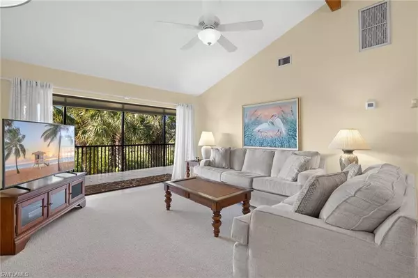 Sanibel, FL 33957,744 Marthas LN