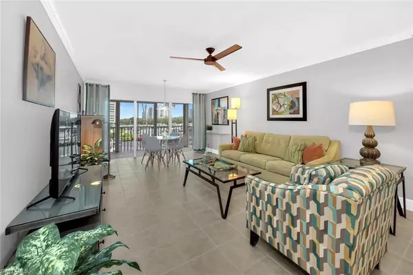 Naples, FL 34108,1 Bluebill AVE #203