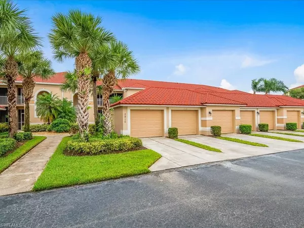 Naples, FL 34119,2810 Cypress Trace CIR #. #2127