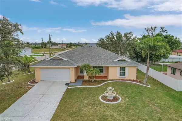 Cape Coral, FL 33909,1014 NE 10th LN