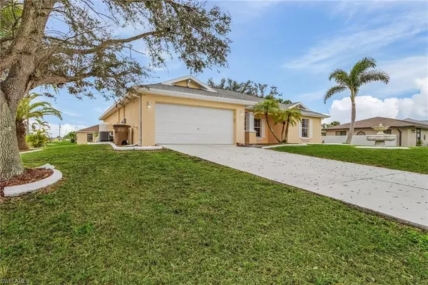 Cape Coral, FL 33909,1014 NE 10th LN