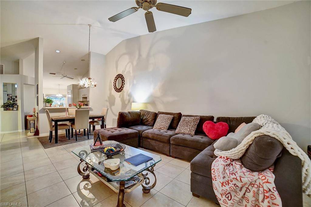 Naples, FL 34104,5441 Whitten DR #108