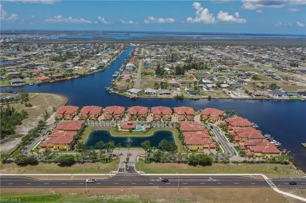 Cape Coral, FL 33991,194 Shadroe Cove CIR #601