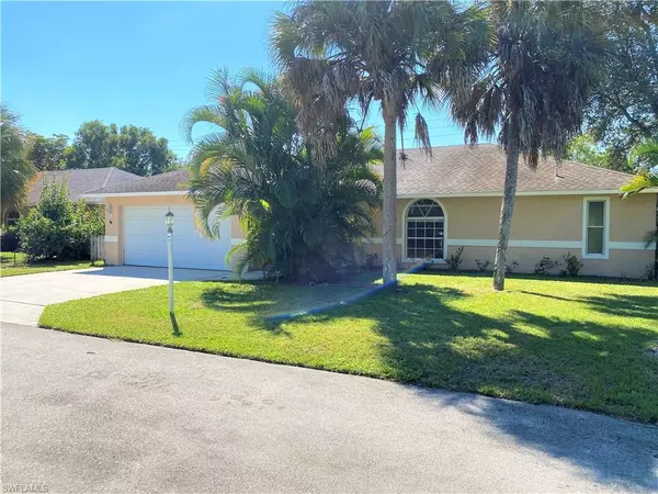 Bonita Springs, FL 34135,12381 Londonderry LN