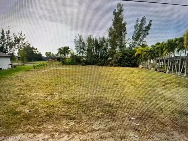 Cape Coral, FL 33914,3030 SW 4th PL