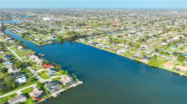 Cape Coral, FL 33991,709 SW 13th ST