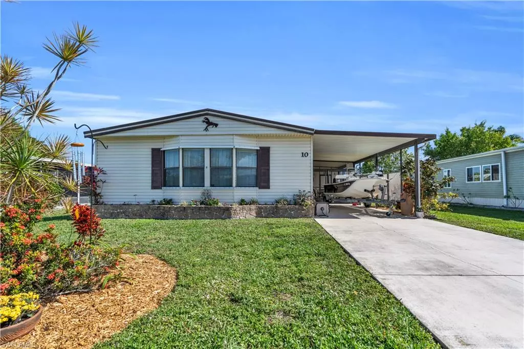 Naples, FL 34114,10 Lake Diane DR