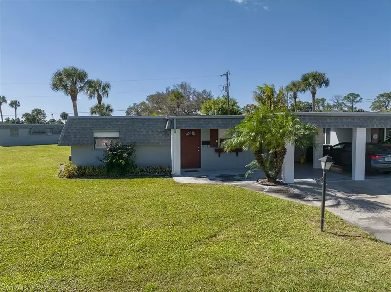 342 Easton CT, Lehigh Acres, FL 33936