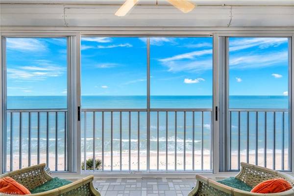 2885 Gulf Shore BLVD N #703, Naples, FL 34103