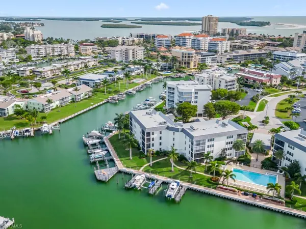 Marco Island, FL 34145,880 Huron CT #2-307