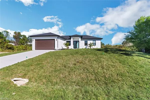 2806 Anita AVE N, Lehigh Acres, FL 33971
