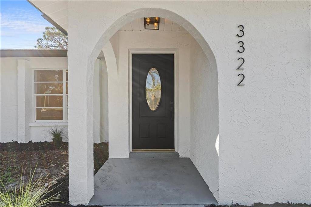 Sarasota, FL 34231,3322 Savage RD