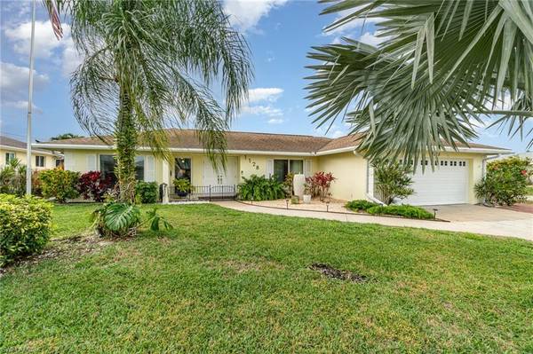 1128 SE 32nd TER, Cape Coral, FL 33904