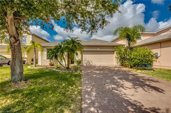 Lehigh Acres, FL 33971,8384 Silver Birch WAY