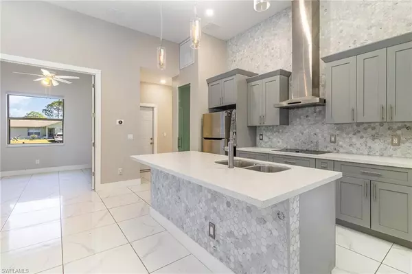 Lehigh Acres, FL 33972,415 Willard AVE