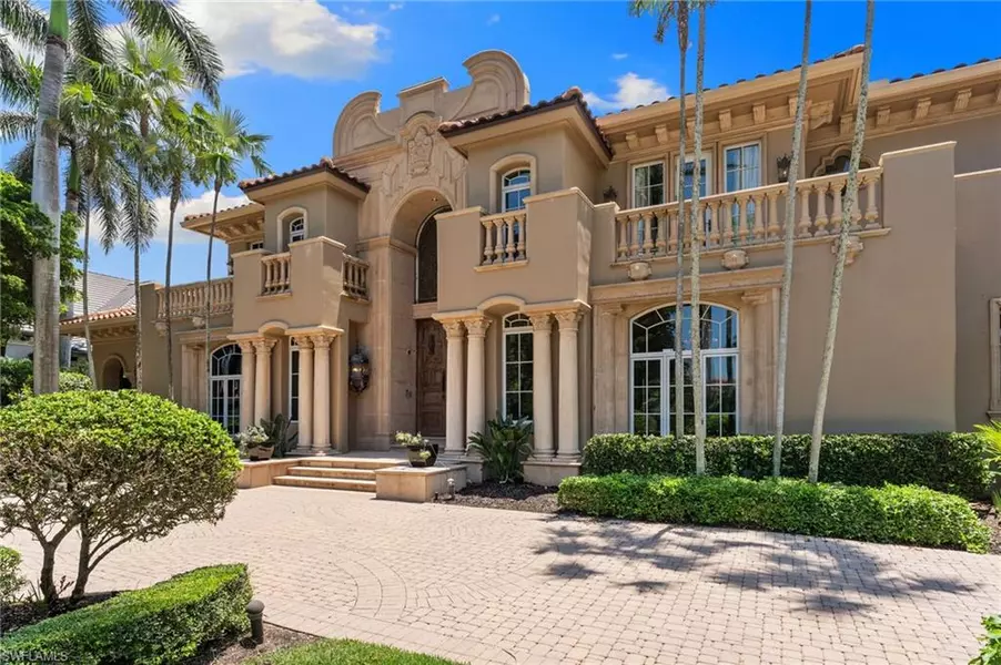 7310 Tilden LN, Naples, FL 34108