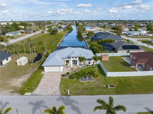 509 NE 16th PL, Cape Coral, FL 33909