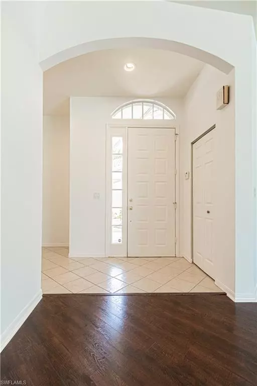 Naples, FL 34119,2037 Crestview WAY