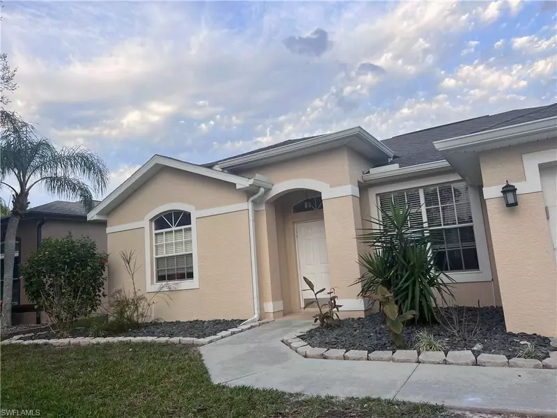 17441 Stepping Stone DR, Fort Myers, FL 33967