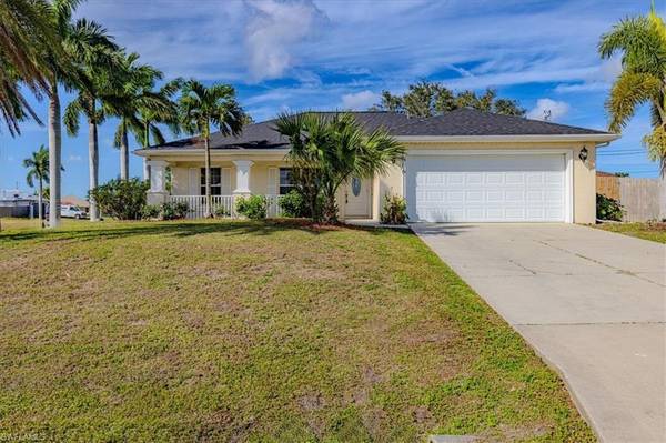 1616 NE 7th PL, Cape Coral, FL 33909