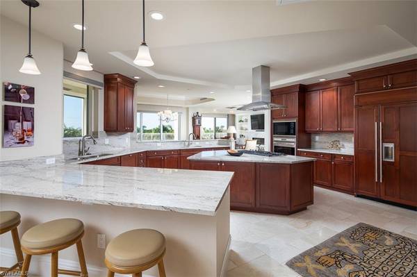 4851 Bonita Bay Blvd #301,  Bonita Springs,  FL 34134