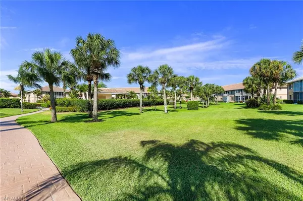 Naples, FL 34113,9022 Michael CIR #4