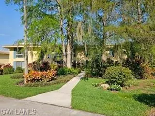 316 Tern DR #2, Naples, FL 34112