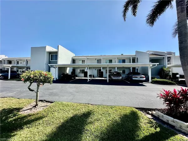 4549 SE 5th PL #215, Cape Coral, FL 33904